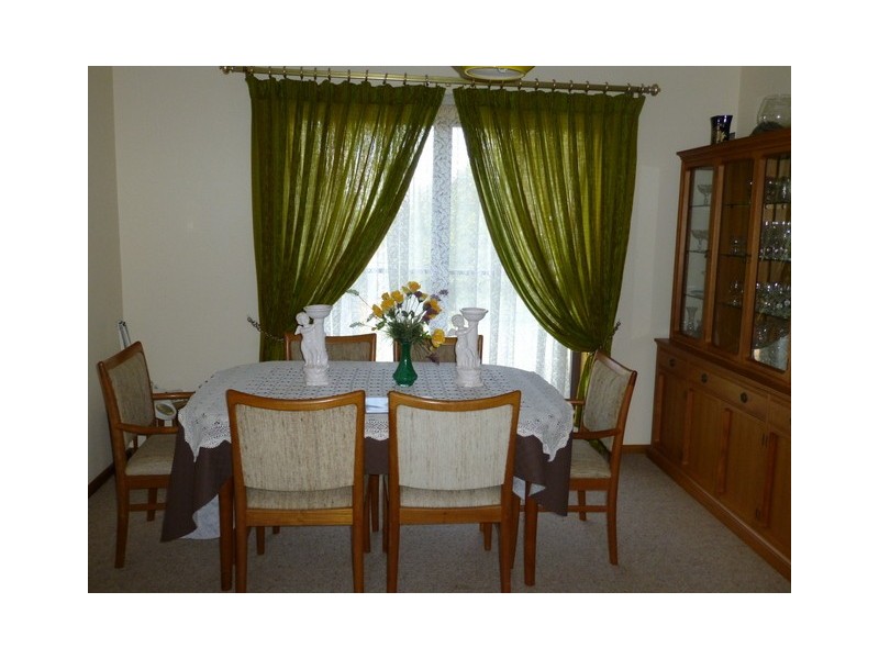 51 Brolgan Road, Parkes NSW 2870