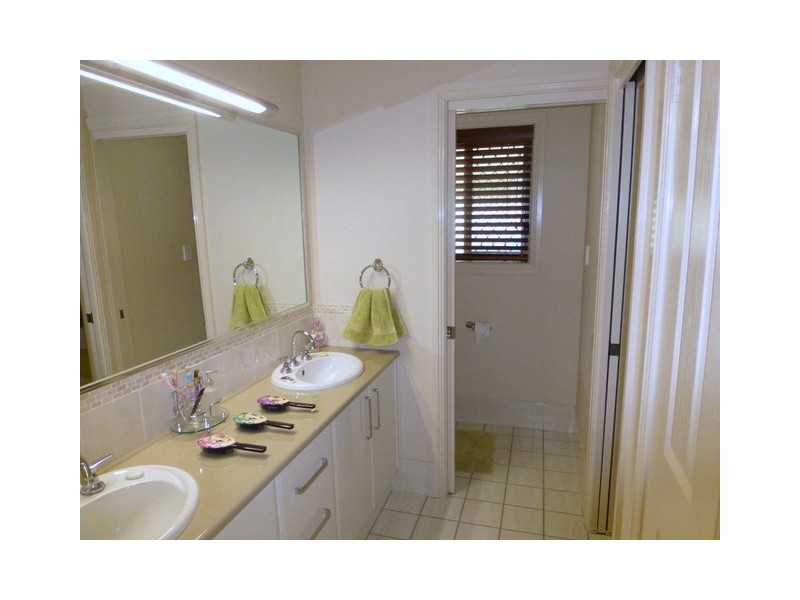 25 Alder Avenue, Parkes NSW 2870