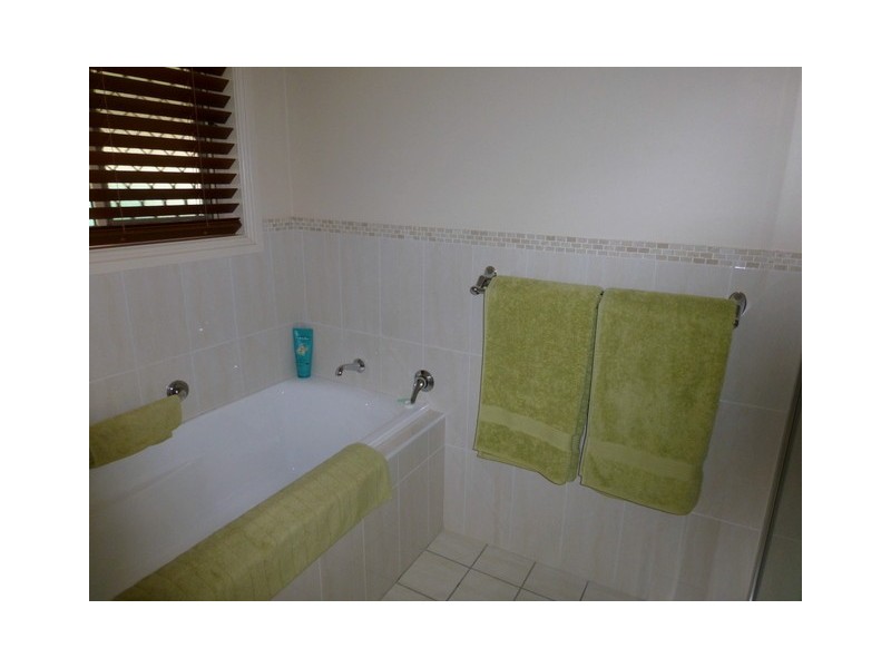 25 Alder Avenue, Parkes NSW 2870