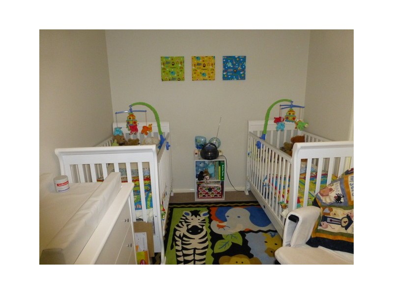 11 Hodges Street, Parkes NSW 2870