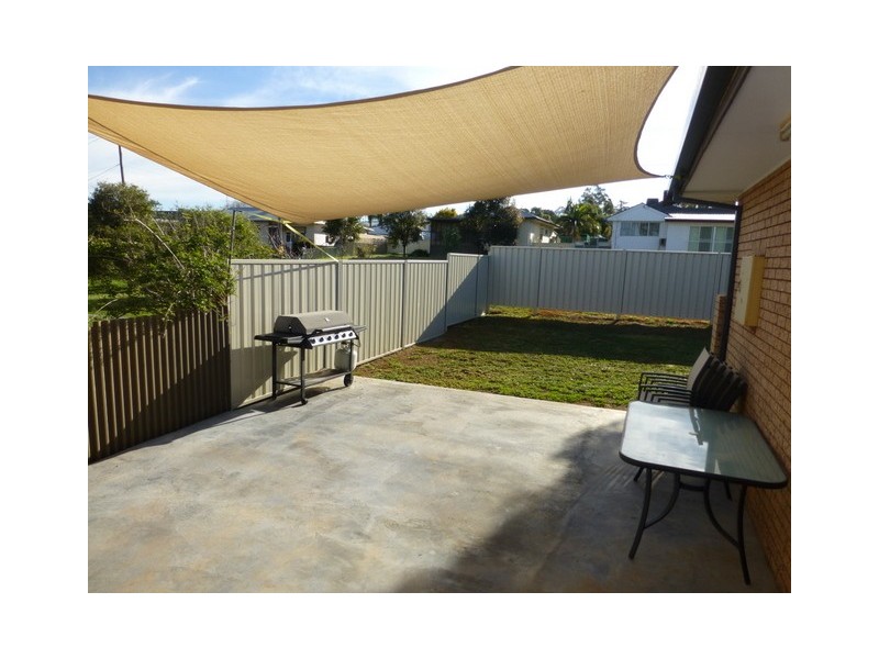 11 Hodges Street, Parkes NSW 2870