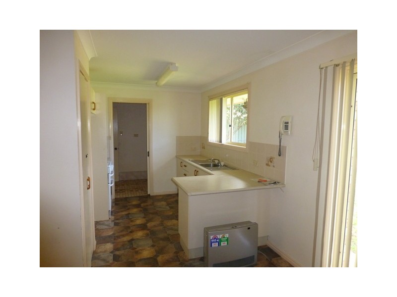 5 Hazelbank Avenue, Parkes NSW 2870