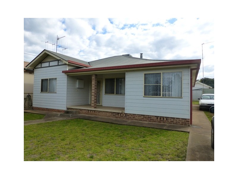 28 May Street, Parkes NSW 2870