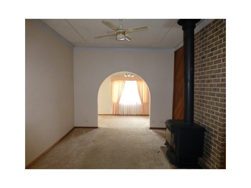 28 May Street, Parkes NSW 2870