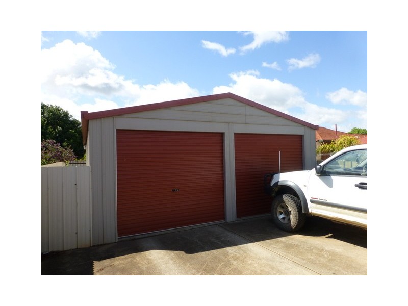 42 Bushman Street, Parkes NSW 2870