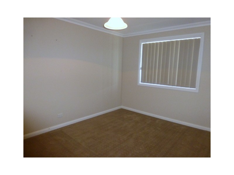 14 Glengowrie Close, Parkes NSW 2870