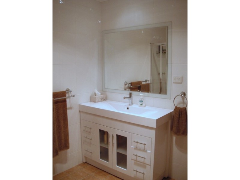 63 Woodward Street, Parkes NSW 2870