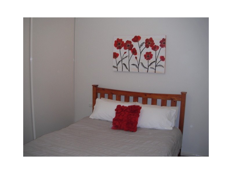 63 Woodward Street, Parkes NSW 2870