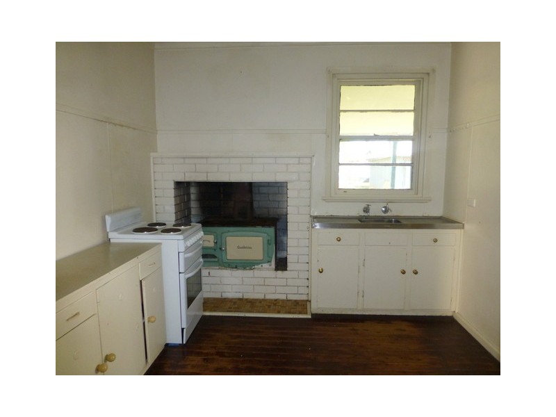 48 Close Street, Parkes NSW 2870