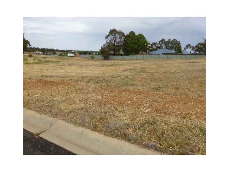 Lot 64 Vaucluse Place, Parkes NSW 2870