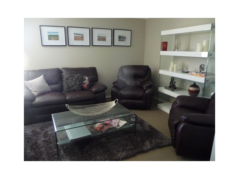 8 Vaucluse Place, Parkes NSW 2870