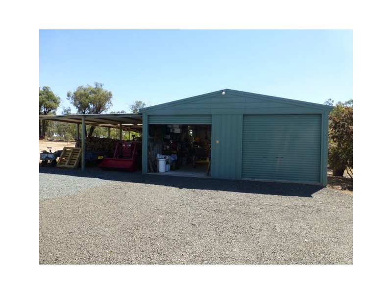 433 Mugincoble Lane, Parkes NSW 2870