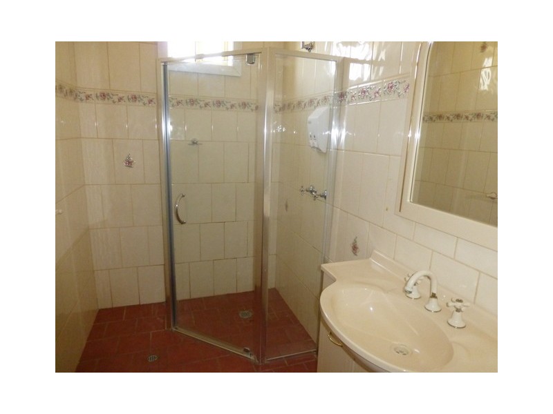 5 East Street, Parkes NSW 2870