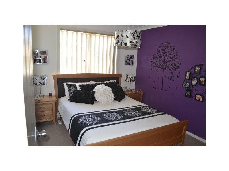 12 Noonan Street, Parkes NSW 2870