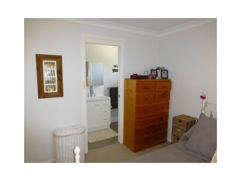 15 Thomas Tom Cres, Parkes NSW 2870