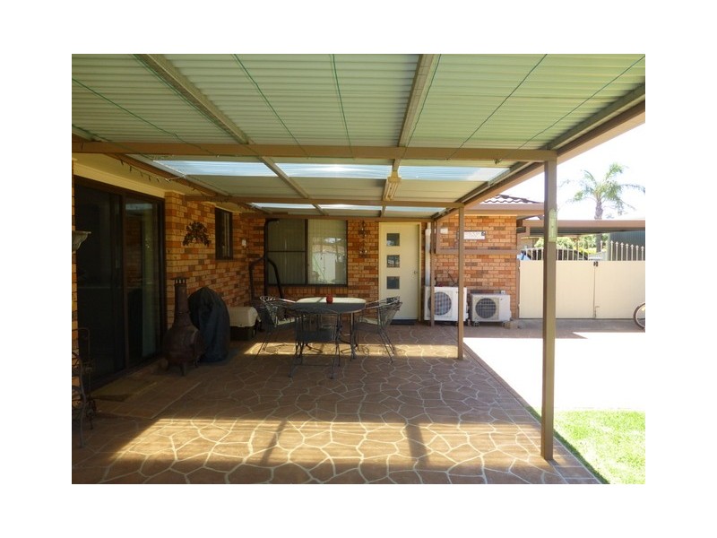 15 Thomas Tom Cres, Parkes NSW 2870