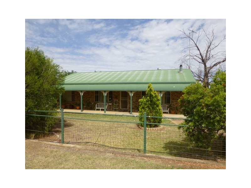 14 Paterson Street, Parkes NSW 2870