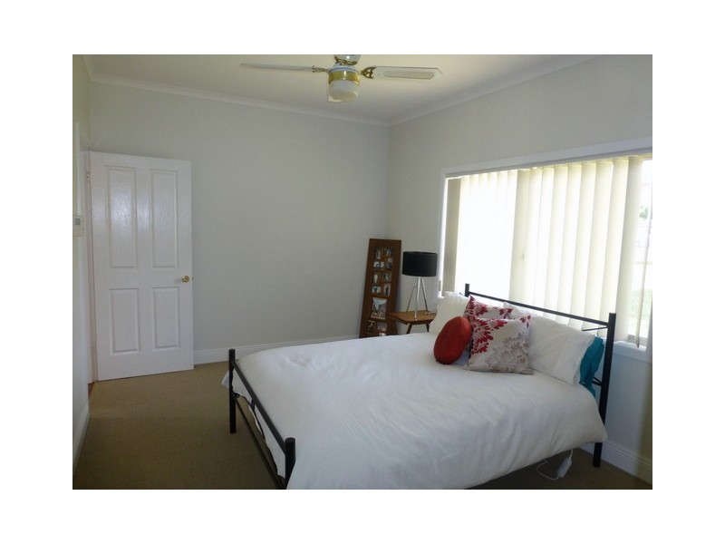 49 Rose Street, Parkes NSW 2870