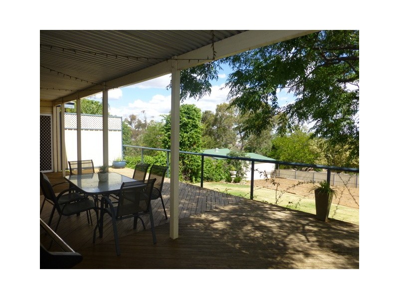 49 Rose Street, Parkes NSW 2870