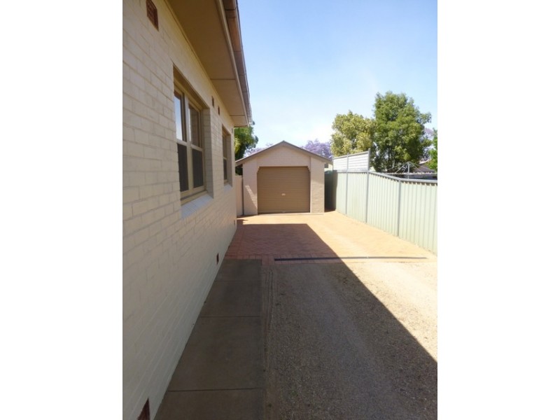 27 Mitchell Street, Parkes NSW 2870