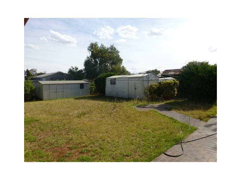 37 Mitchell Street, Parkes NSW 2870