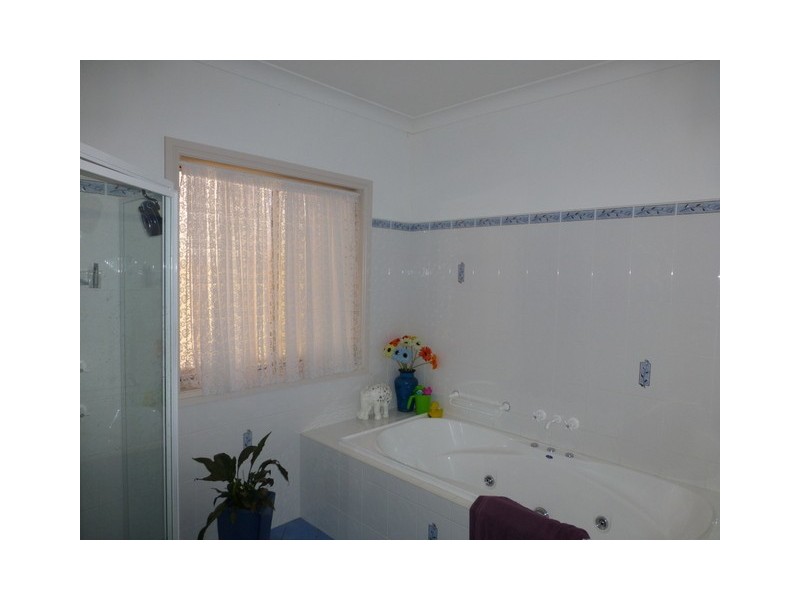 38 Birch Road, Parkes NSW 2870