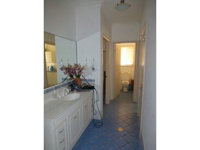 38 Birch Road, Parkes NSW 2870