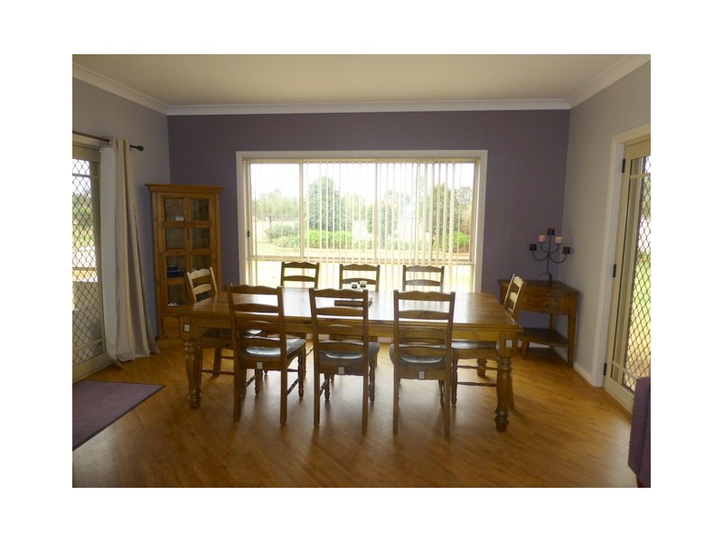 38 Birch Road, Parkes NSW 2870