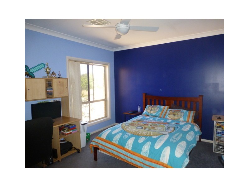 38 Birch Road, Parkes NSW 2870