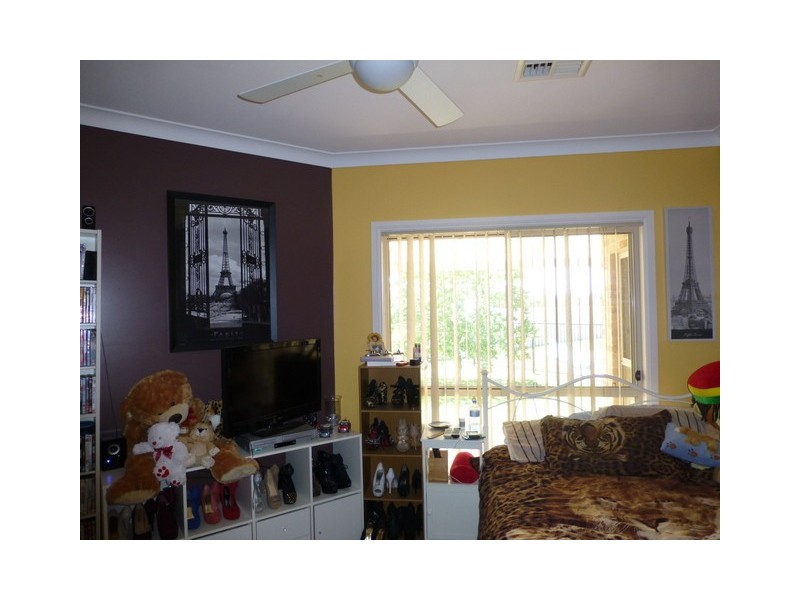 38 Birch Road, Parkes NSW 2870