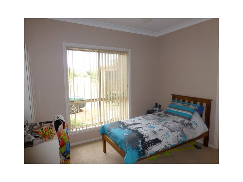 38 Birch Road, Parkes NSW 2870