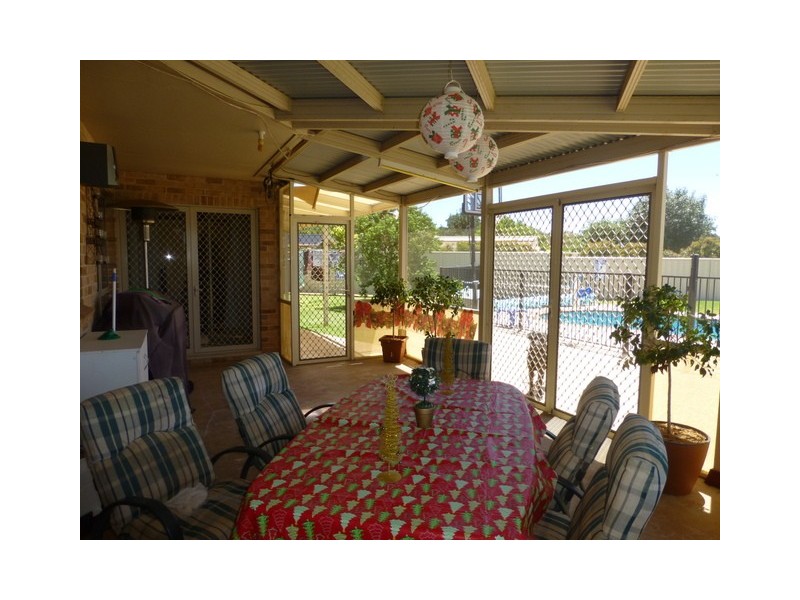 38 Birch Road, Parkes NSW 2870
