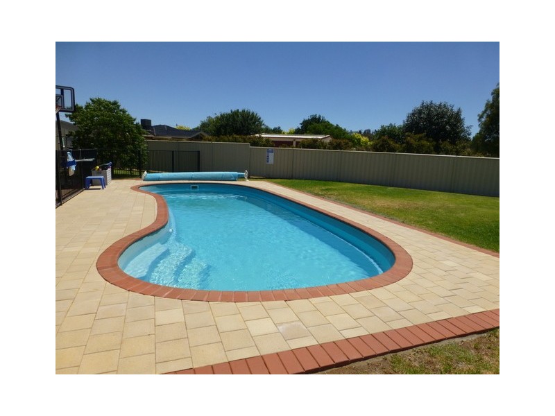 38 Birch Road, Parkes NSW 2870