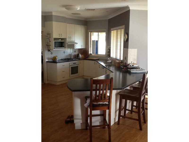 38 Birch Road, Parkes NSW 2870