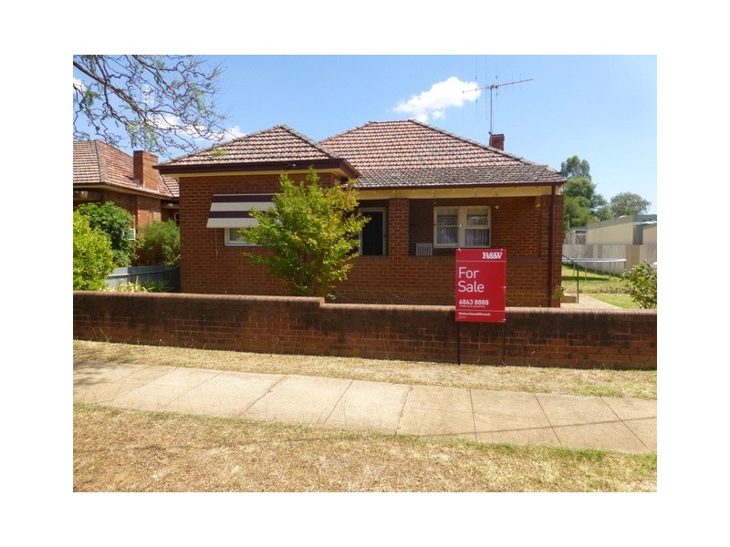 66 Mitchell Street, Parkes NSW 2870