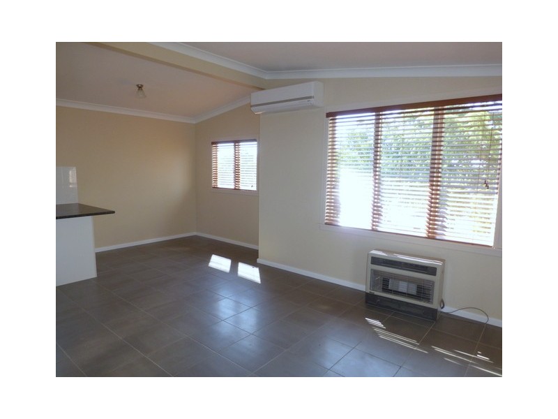 14 Miller Street, Parkes NSW 2870