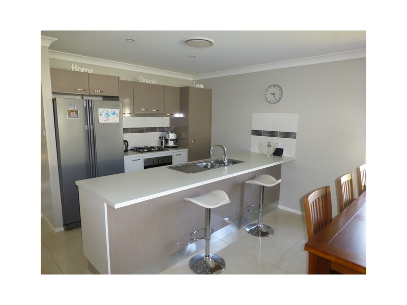 4 Marie Rose Close, Parkes NSW 2870