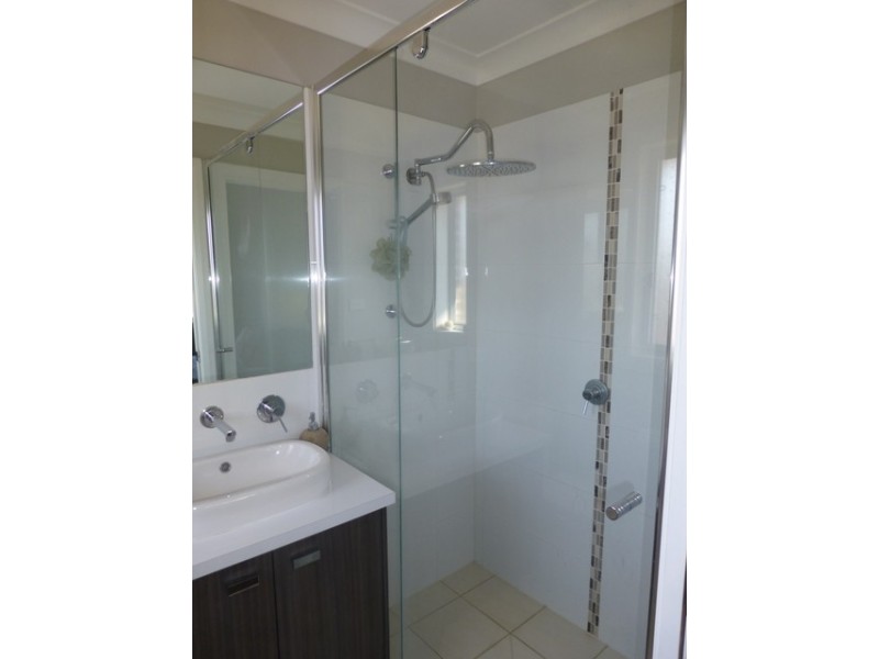 4 Marie Rose Close, Parkes NSW 2870