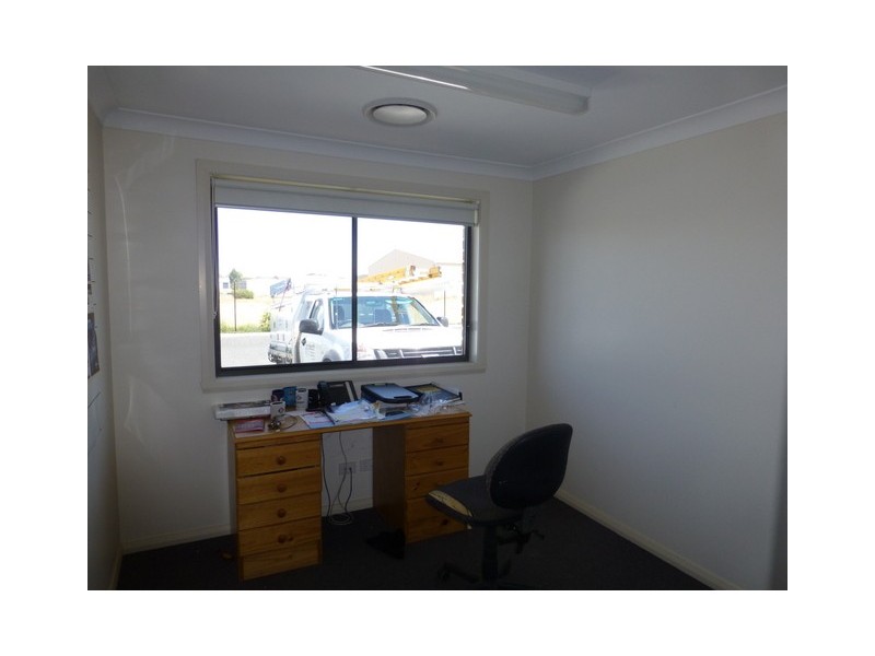34 Boyd Circuit, Parkes NSW 2870