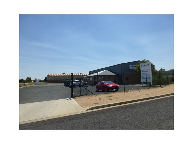 34 Boyd Circuit, Parkes NSW 2870