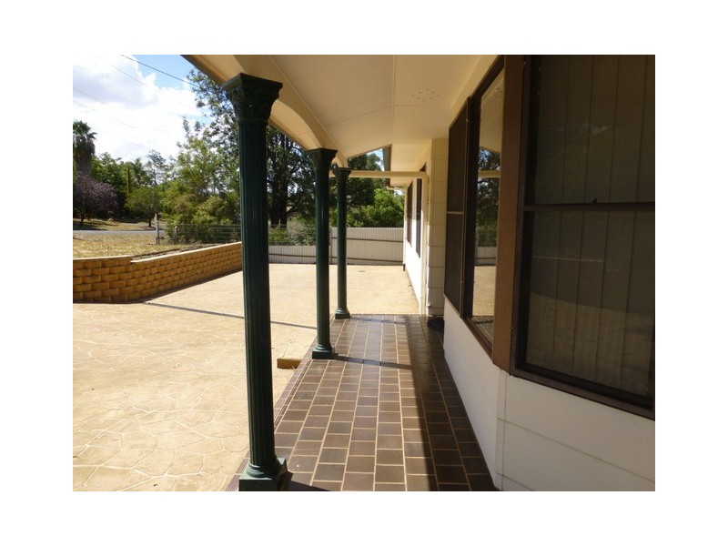 45 Lorking Street, Parkes NSW 2870