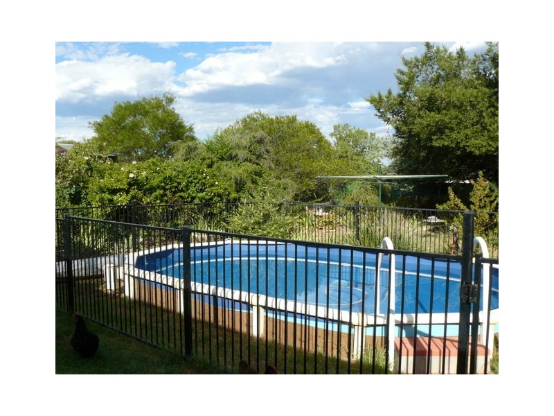 35 Close Street, Parkes NSW 2870