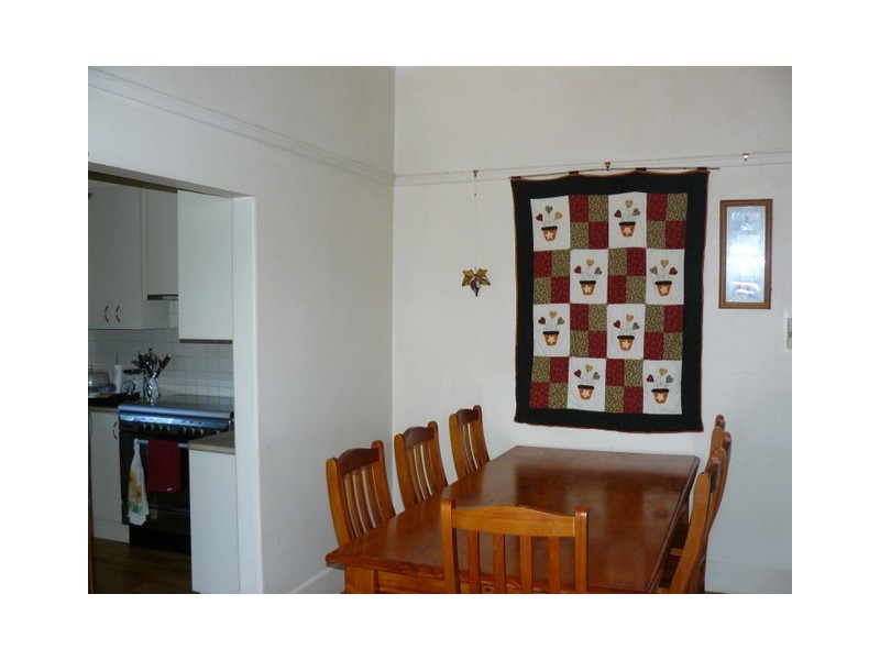 35 Close Street, Parkes NSW 2870