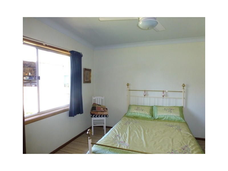 16 Captain Wilson Ave, Parkes NSW 2870
