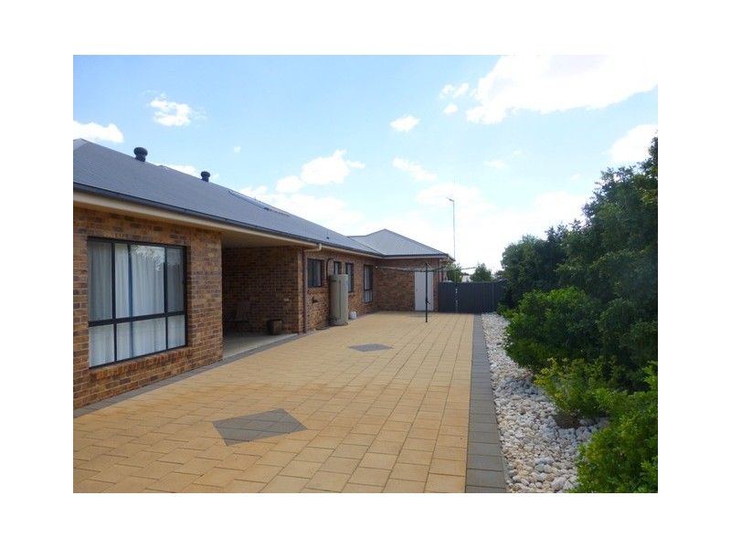 177 Cons Lane, Parkes NSW 2870