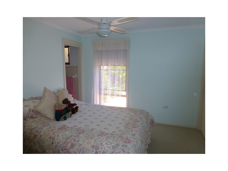 6 Coronation Avenue, Parkes NSW 2870