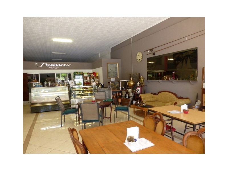 96 Caswell Street, Peak Hill NSW 2869