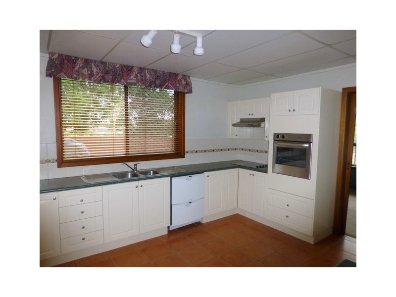 64 Close Street, Parkes NSW 2870