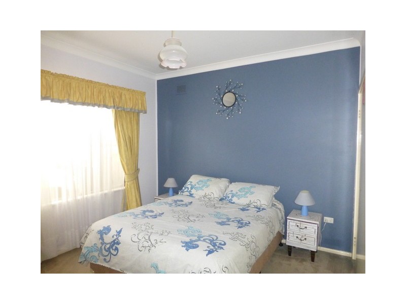 93 Dalton Street, Parkes NSW 2870