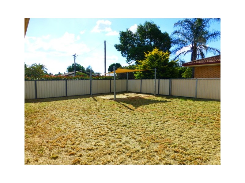 23 Wattle Street, Parkes NSW 2870